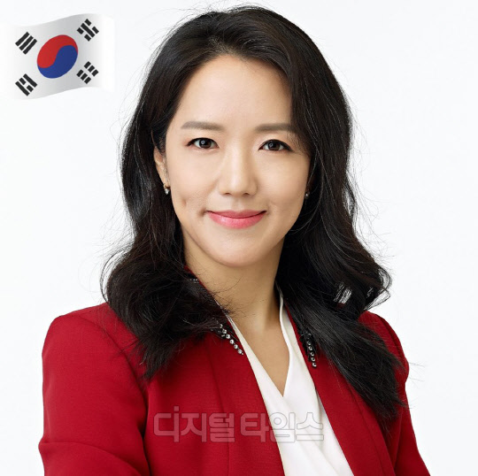 강연재 자유한국당 법무특보(사진)는 30일 "김정은이 서울에 오느냐, 마느냐가 도대체 뭣이 중요 하느냐"면서 "일국의 대통령 모양새가 참으로 처량하다"고 지적했다.